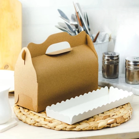 

Dus Packaging Box Bolu Gulung Size 22x8x7,5 cm