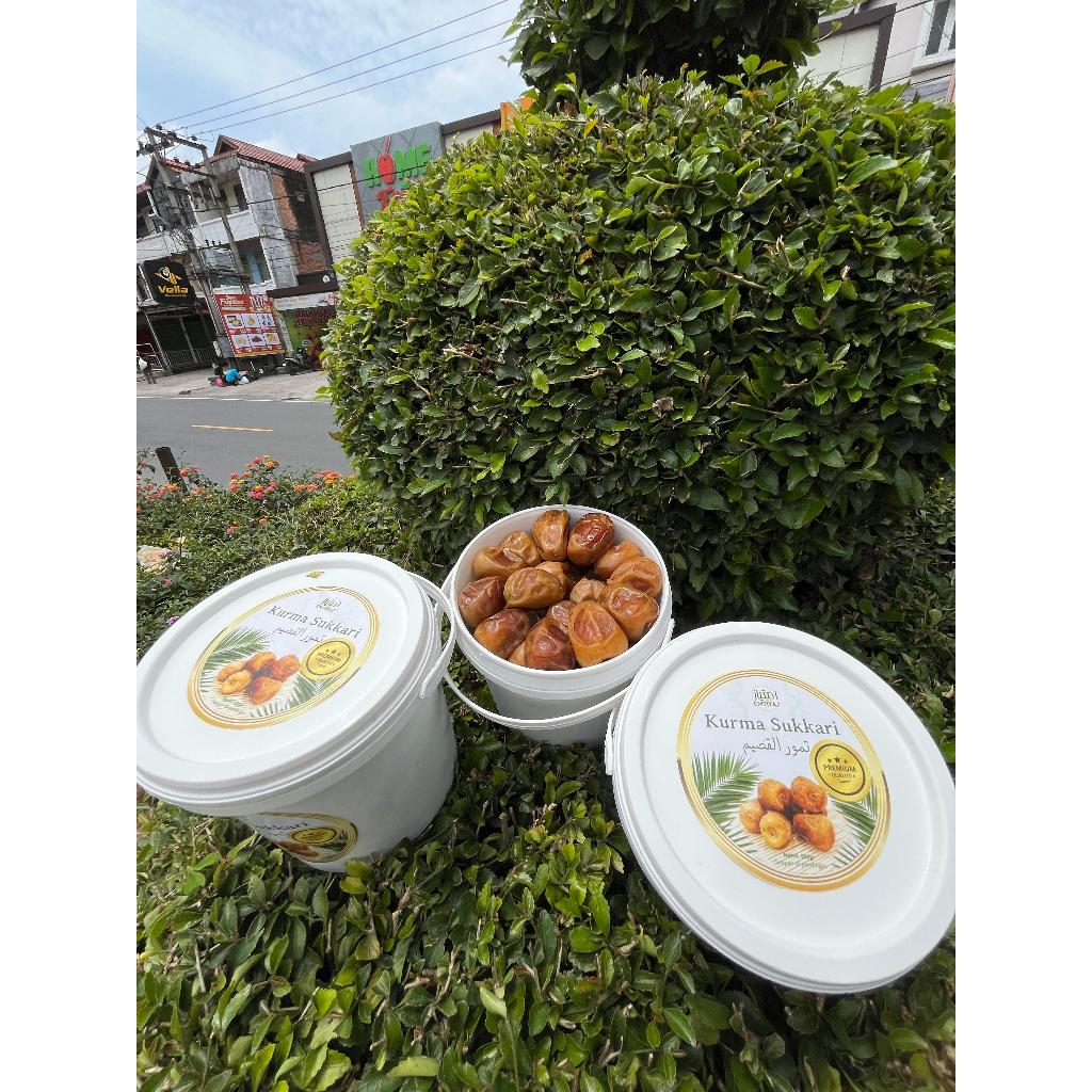 

Kurma Sukari Premium Al-Qassim Ranuna Kemasan Ember 800gr Original 100%