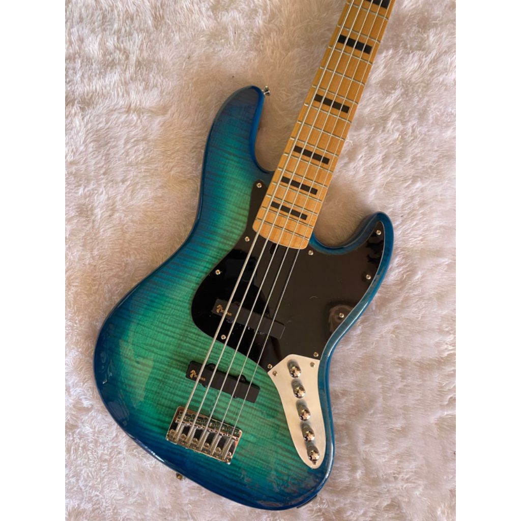 Bass 5string Sire Marcus Miller preamp aktive Blue Flame