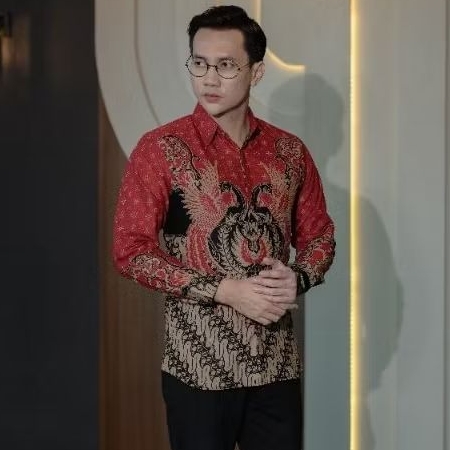 Adipati Batik Motif Dewa Ndaru Batik Pria Slimfit Premium Katun Halus