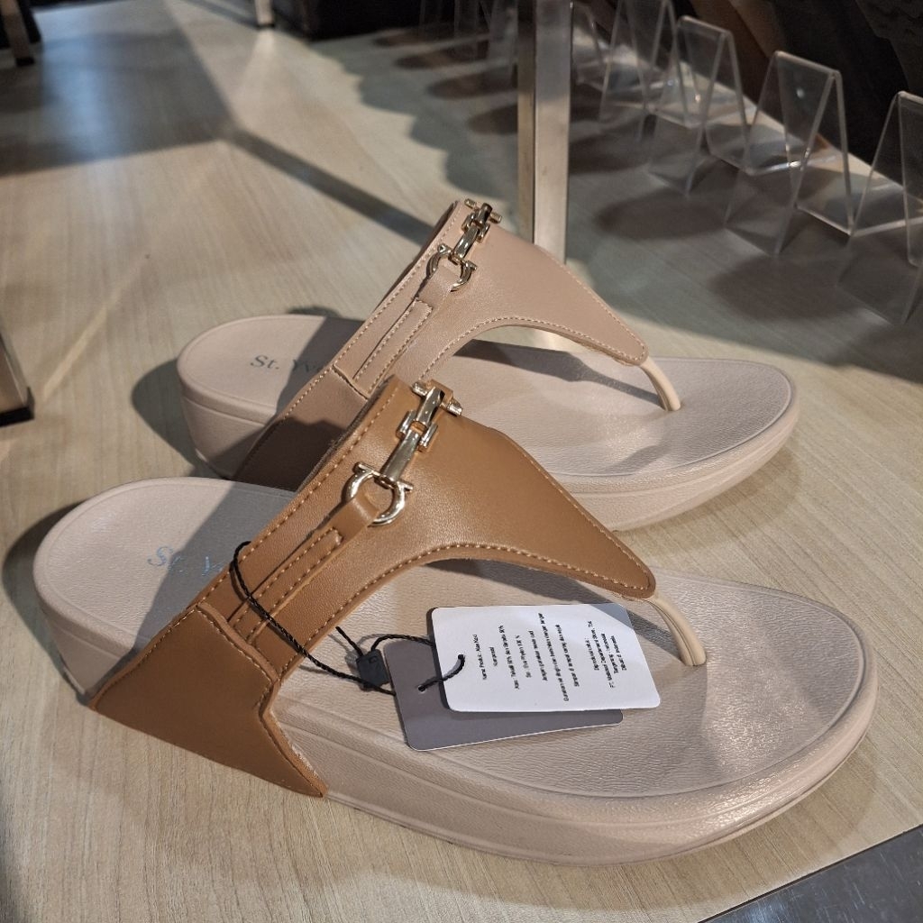 St yves sandal wedges 4cm wanita model japit ringan empuk bangets & ori size  36-40