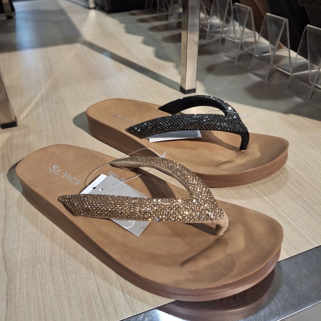 St yves sandal wedges hak rata 2cm wanita aksesoris bling2 ringan bangets ori size 36-40