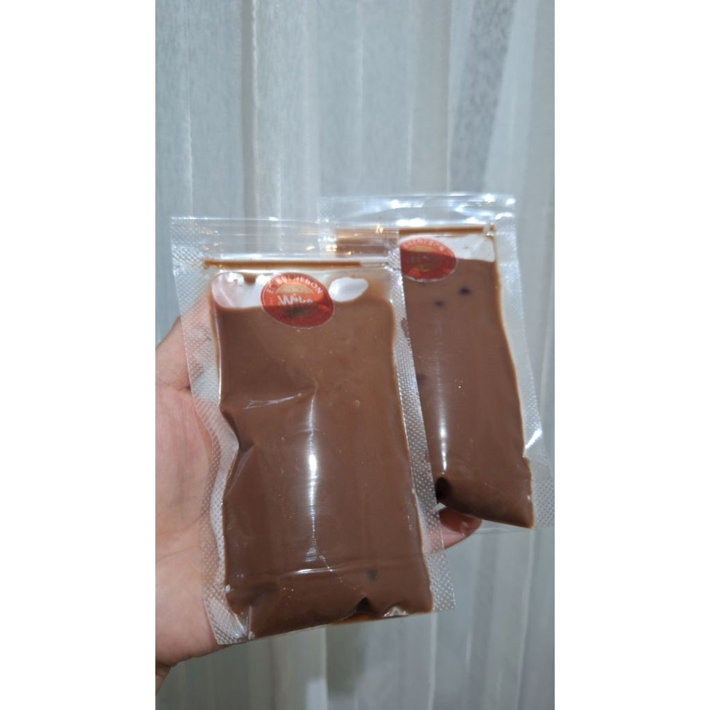 

Es Brenebon / Es Coklat Kacang Merah