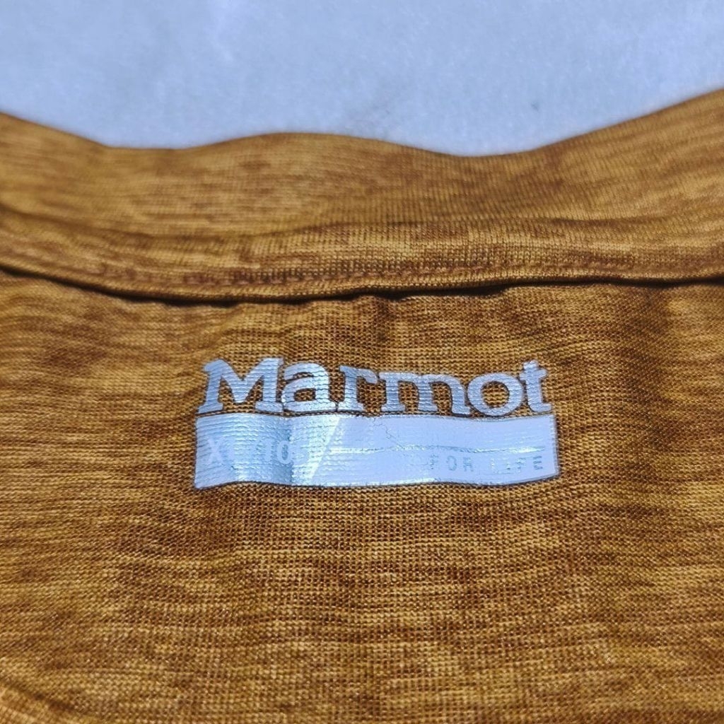 Baju kaos  tangan panjang longsleeve outdoor hiking Gunung marmot coklat