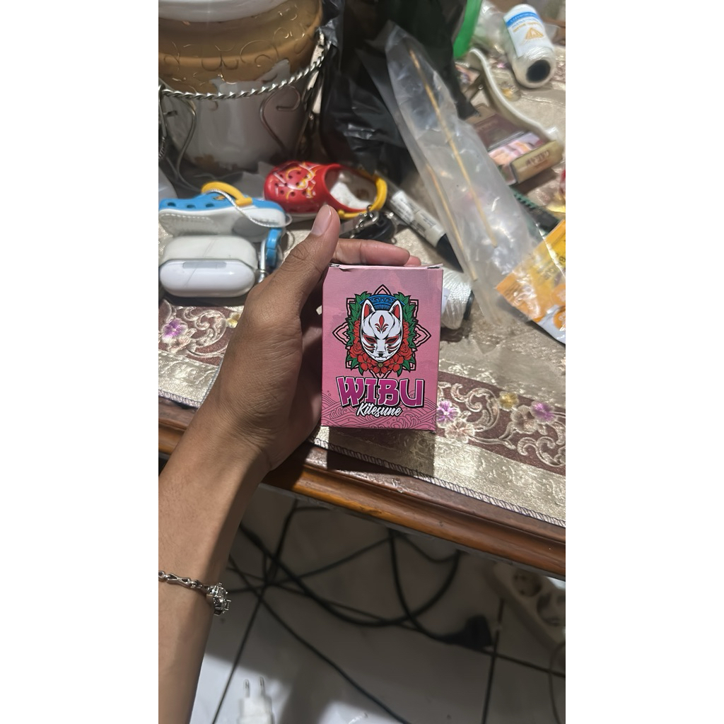 GELASAN WIBU WAROK KITE