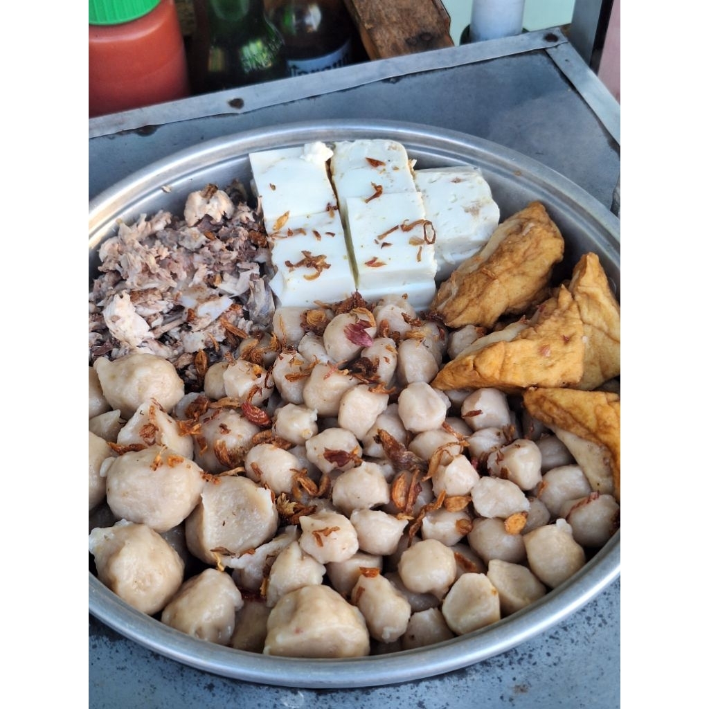 

(BAKSO TUSUK 29 OM NIO) BAKSO TUSUK DENGAN OLAHAN DAGING AYAM FROZEN FOOD DENGAN BERBAGAI PILIHAN ISI