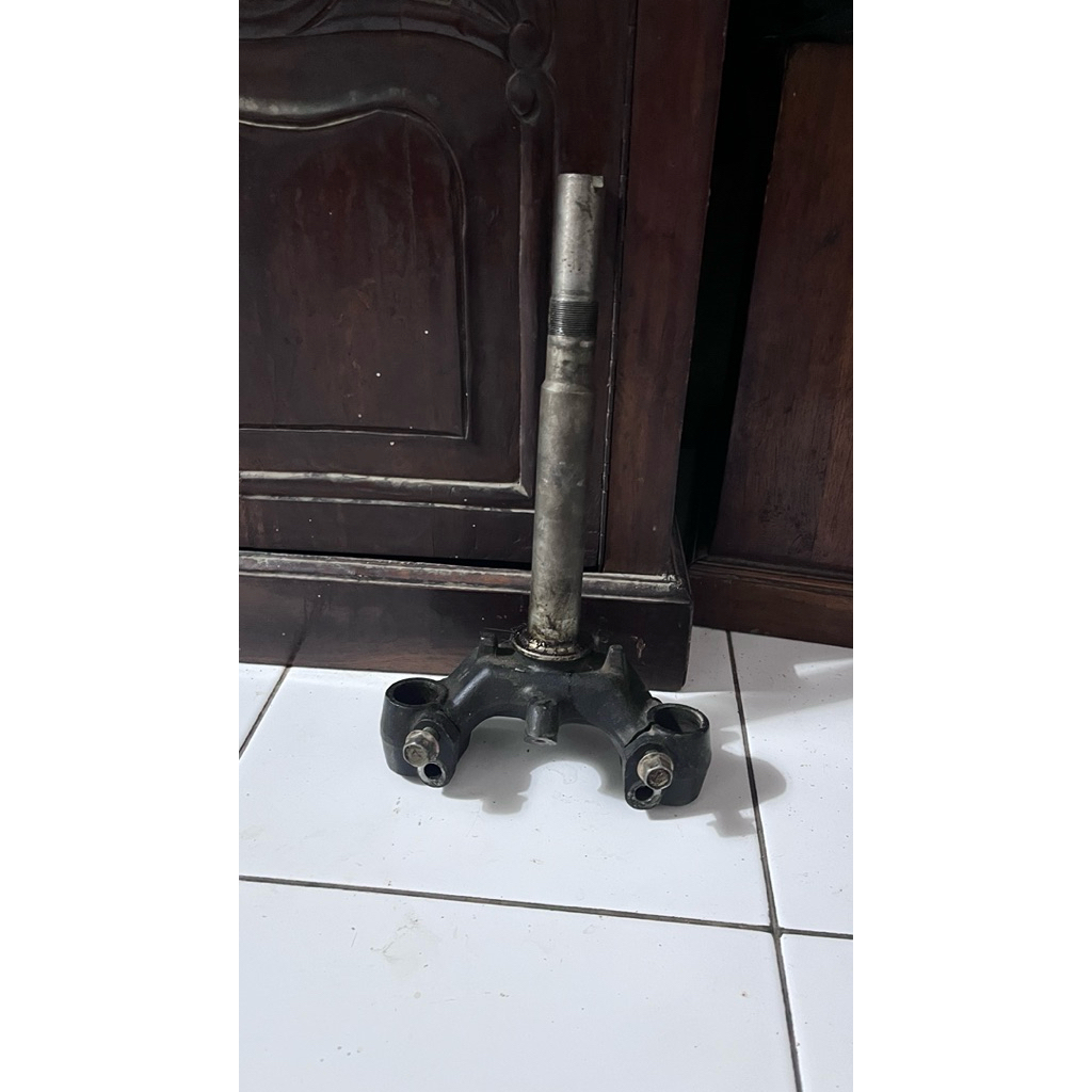segitiga shock depan jupiter robot/vega new/jupiter z1 original copotan motor