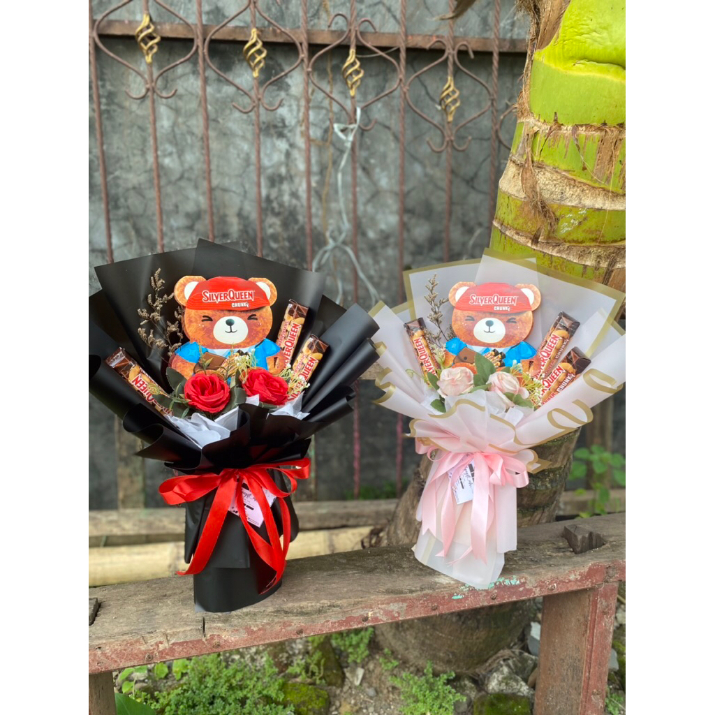 

buket silverqueen beruang/ buket valentine/ kado wisuda/ kado valentine/ silverqueen