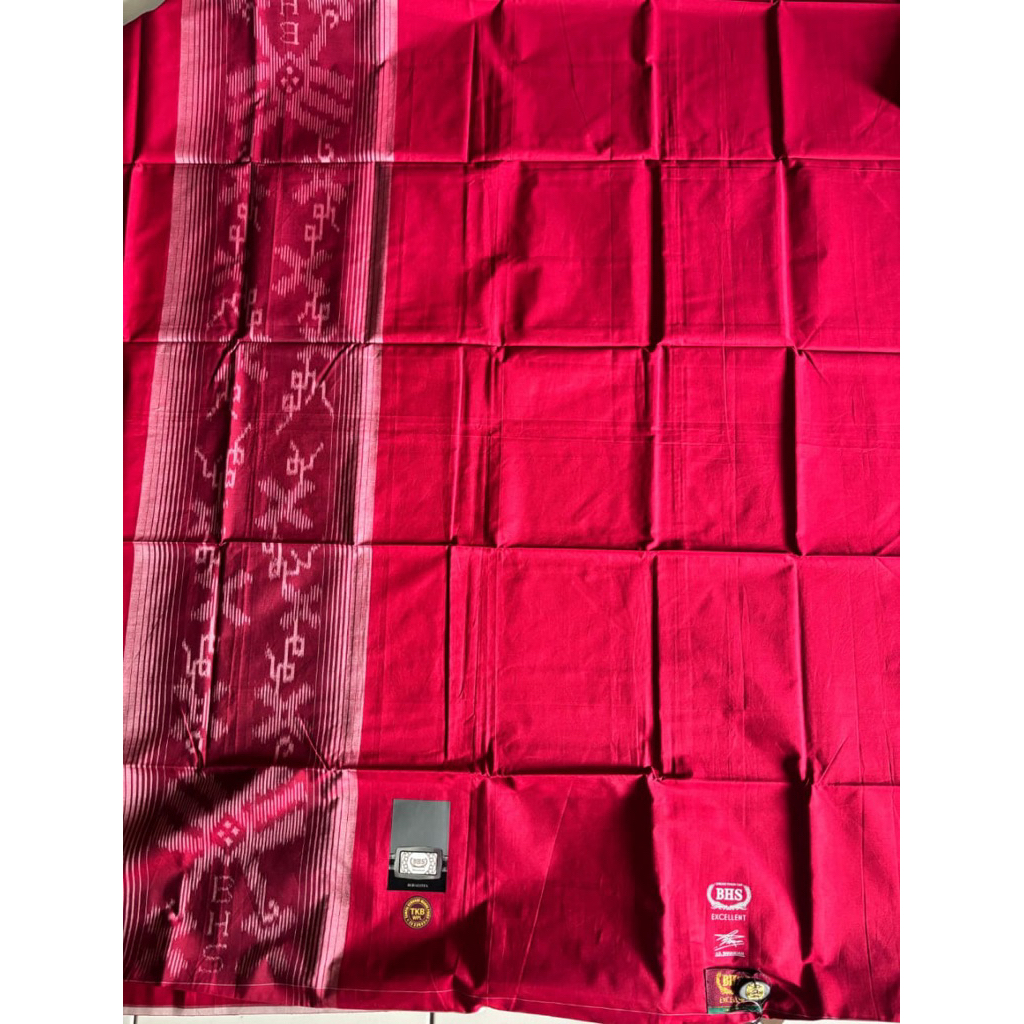 sarung bhs tkb merah gold polos