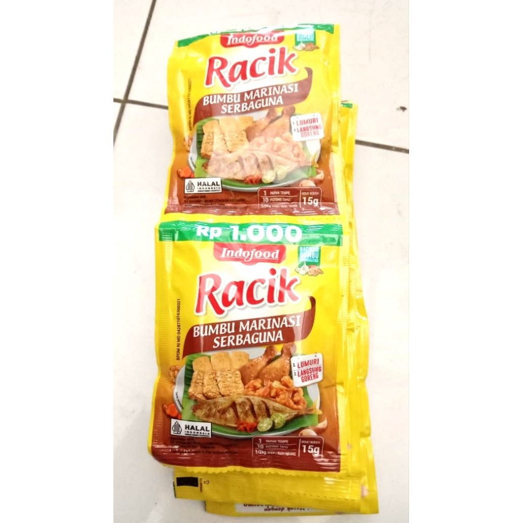 

Racik bumbu marinasi serba guna Indofood 1renteng isi 12 picis 15g dan isi 6