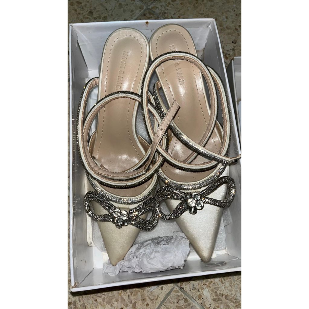 preloved heels fashion putih pita blink pesta