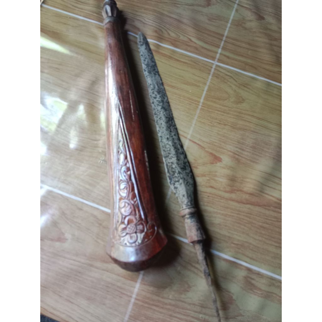 BILAHAN PUSAKA TuMBAK SEPUH TEMUAN