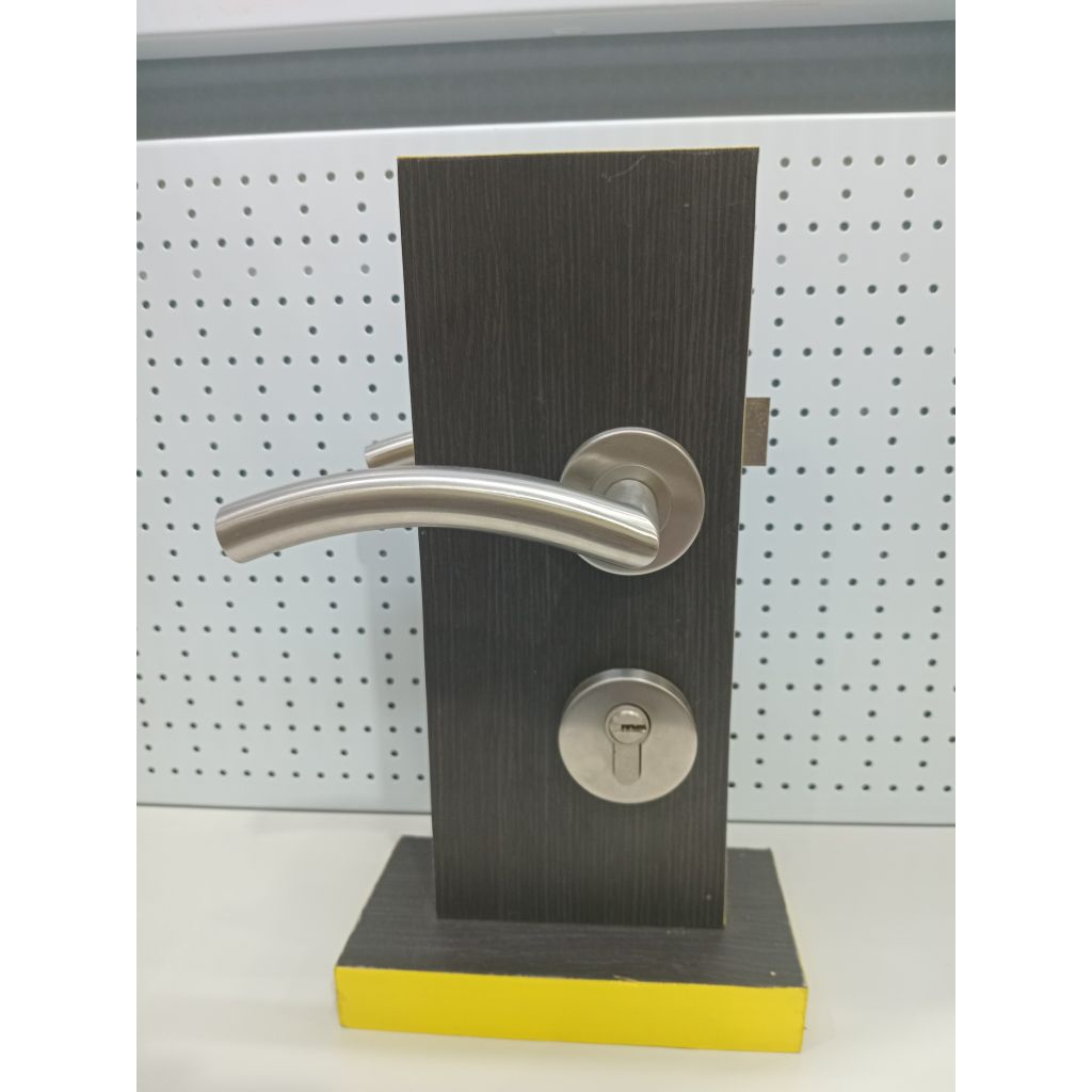 handleset pintu rumah solid dions 8154 gagang pintu kamar depan rumah alat perlengkapan perangkat ru