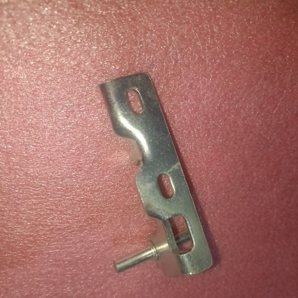 Engsel Pintu Kulkas 2Pintu