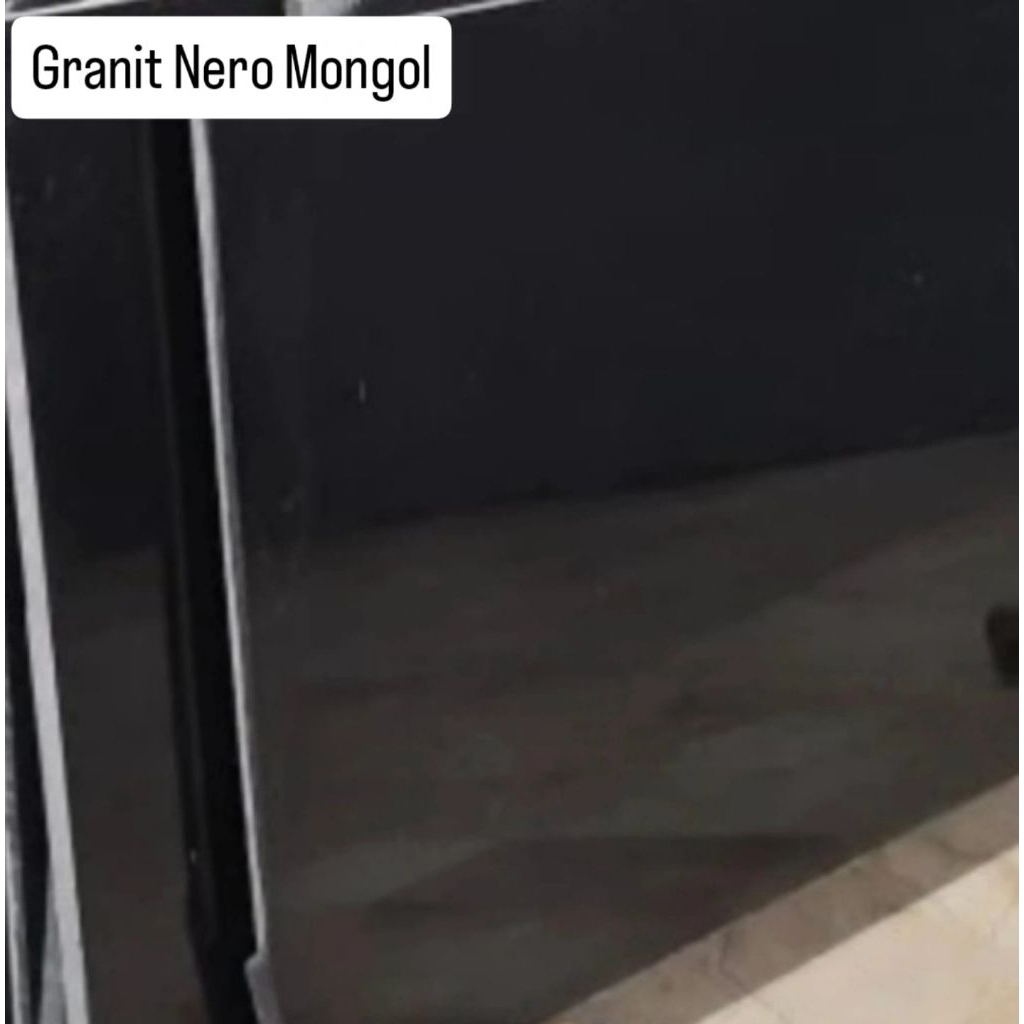 Top Table Granit Nero Mongol