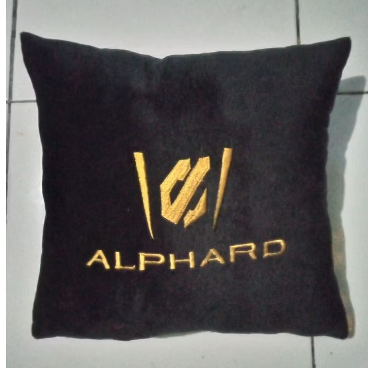 Toyota Alphard Bantal Mobil Alphard