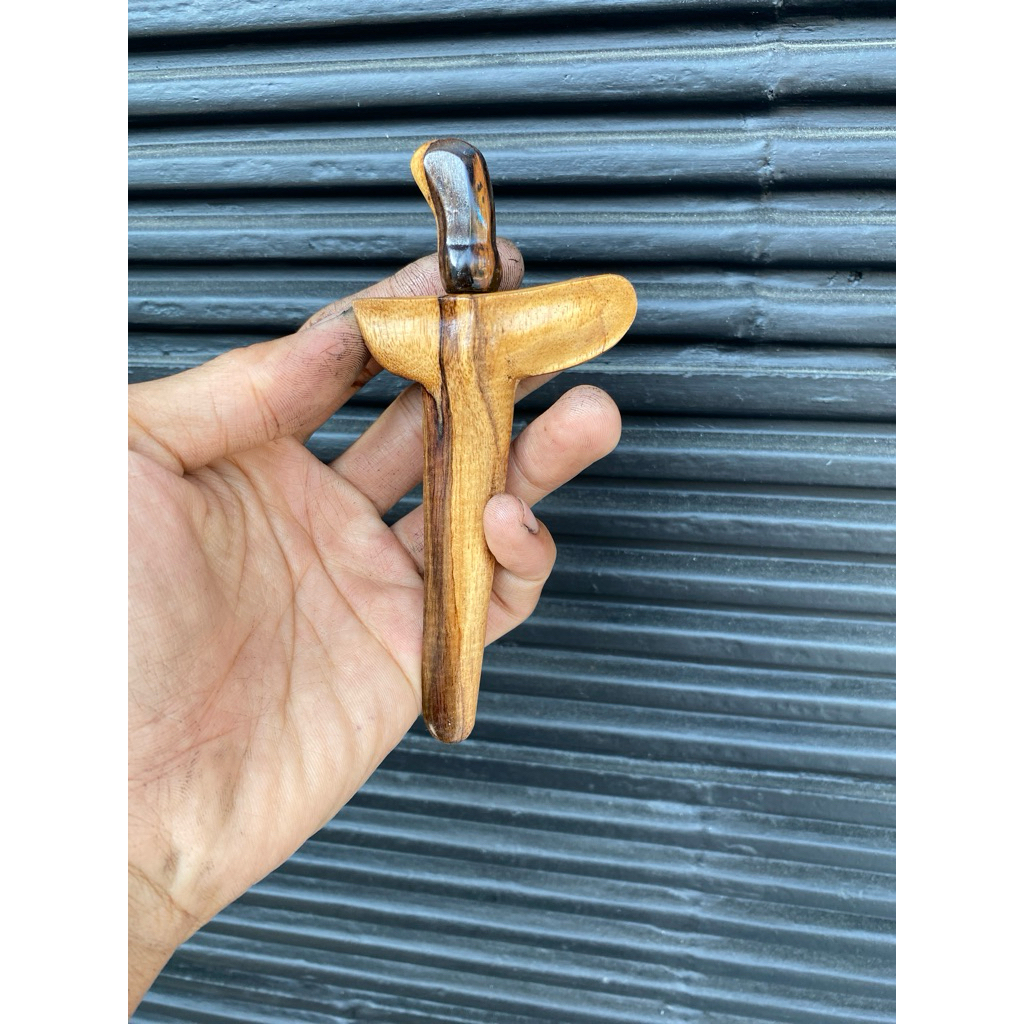 warangka iras kayu timo sudah lubang pjg 9,5cm pinising lawasan