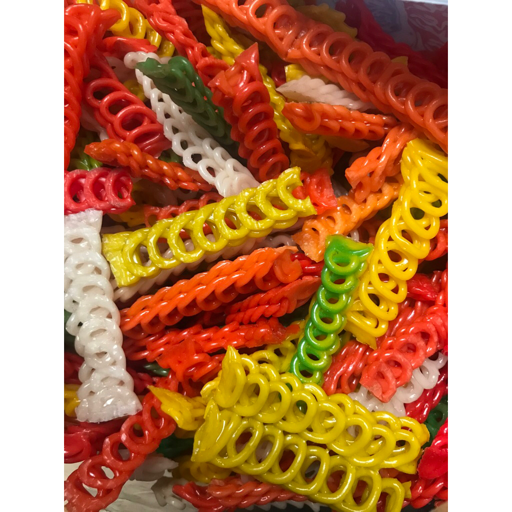 

[1 kg] Kerupuk kepang / rantai mentah/kerupuk seblak