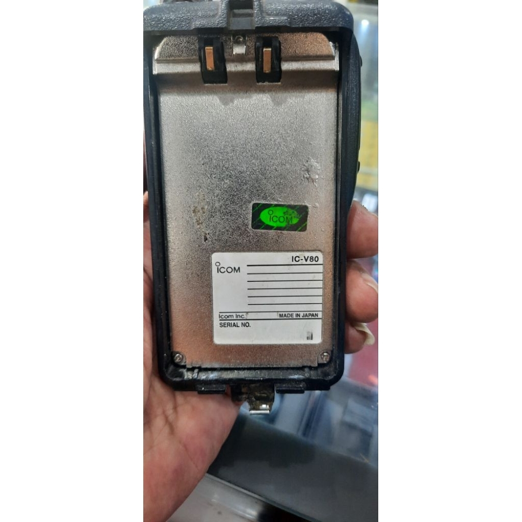 ht second icom v80 jepang