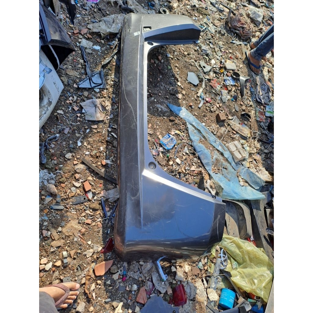 bumper belakang honda freed tahun 2010