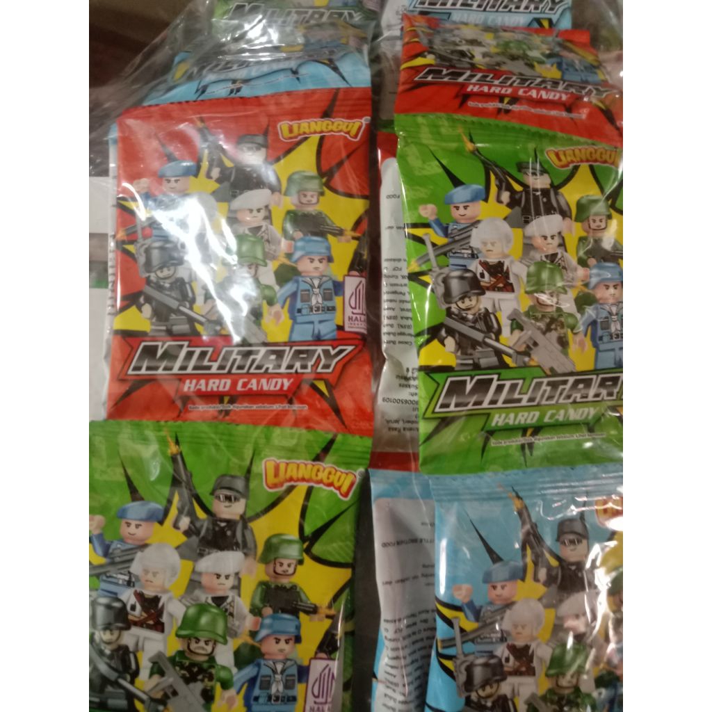 

surprise candy/permen lego/permen berhadiah