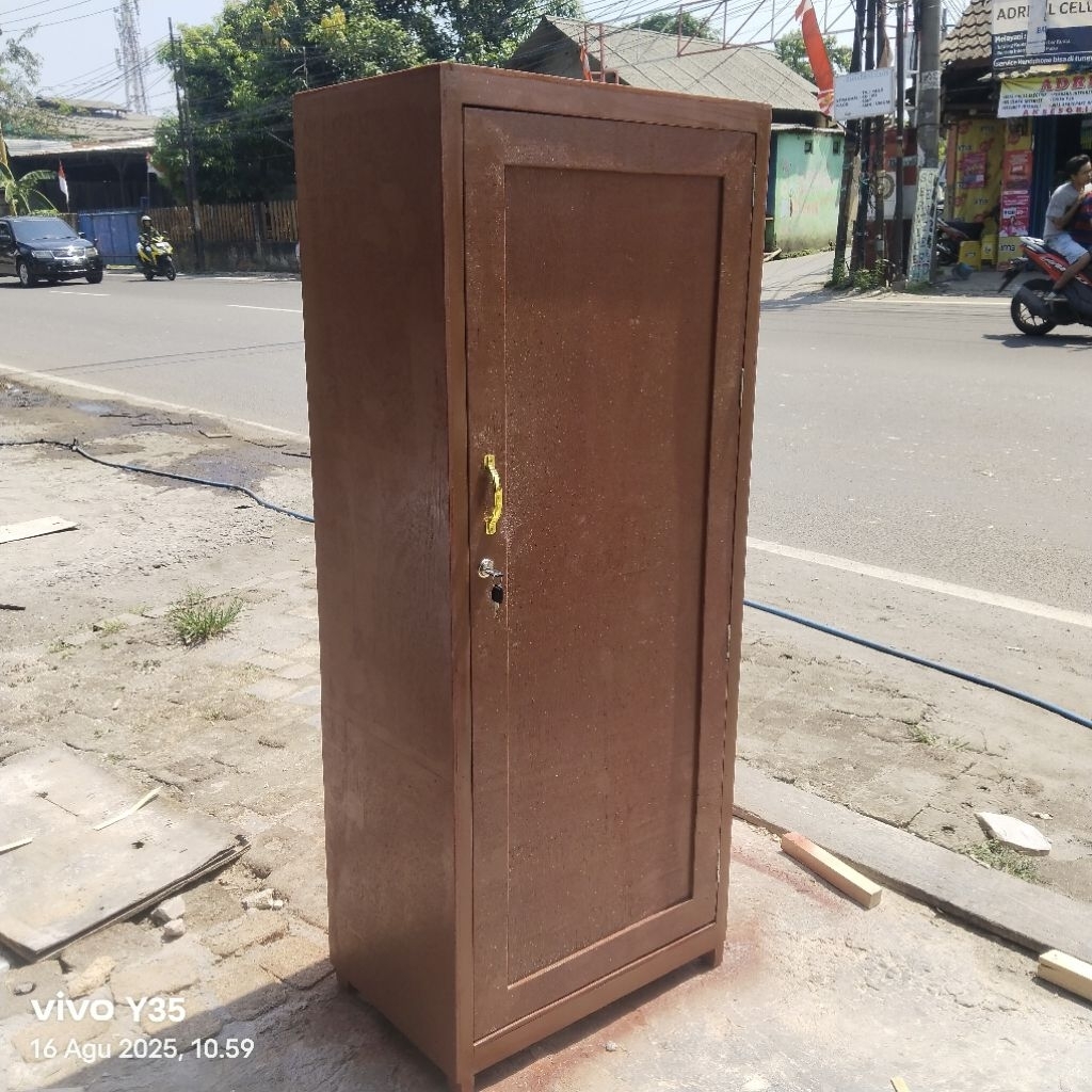 lemari kos/ lemari pondok murah meriah