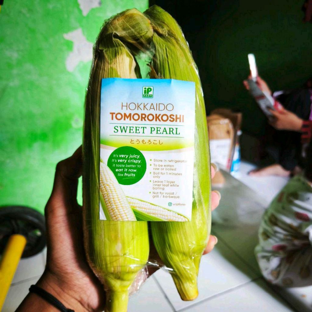 

Jagung Hokkaido tomorokosi sweet pearl white jagung mentah siap makan gift pack