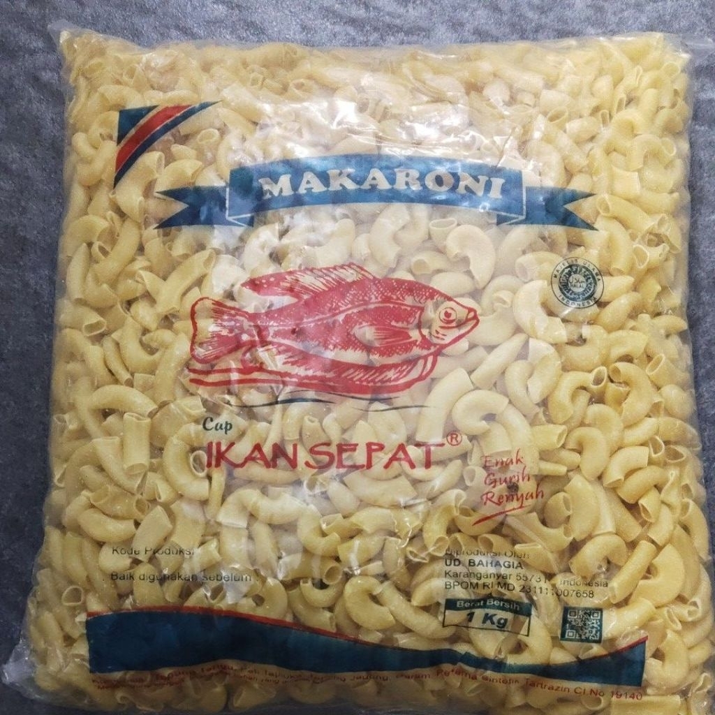 

Makaroni goreng Cap ikan sepat kemasan 1kg/ Repack 200gr