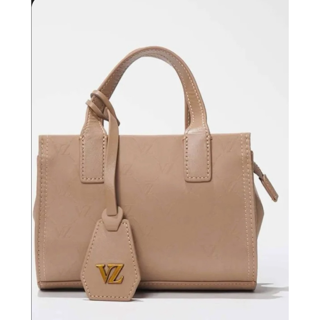 Vivi Zubedi Hold me Bag