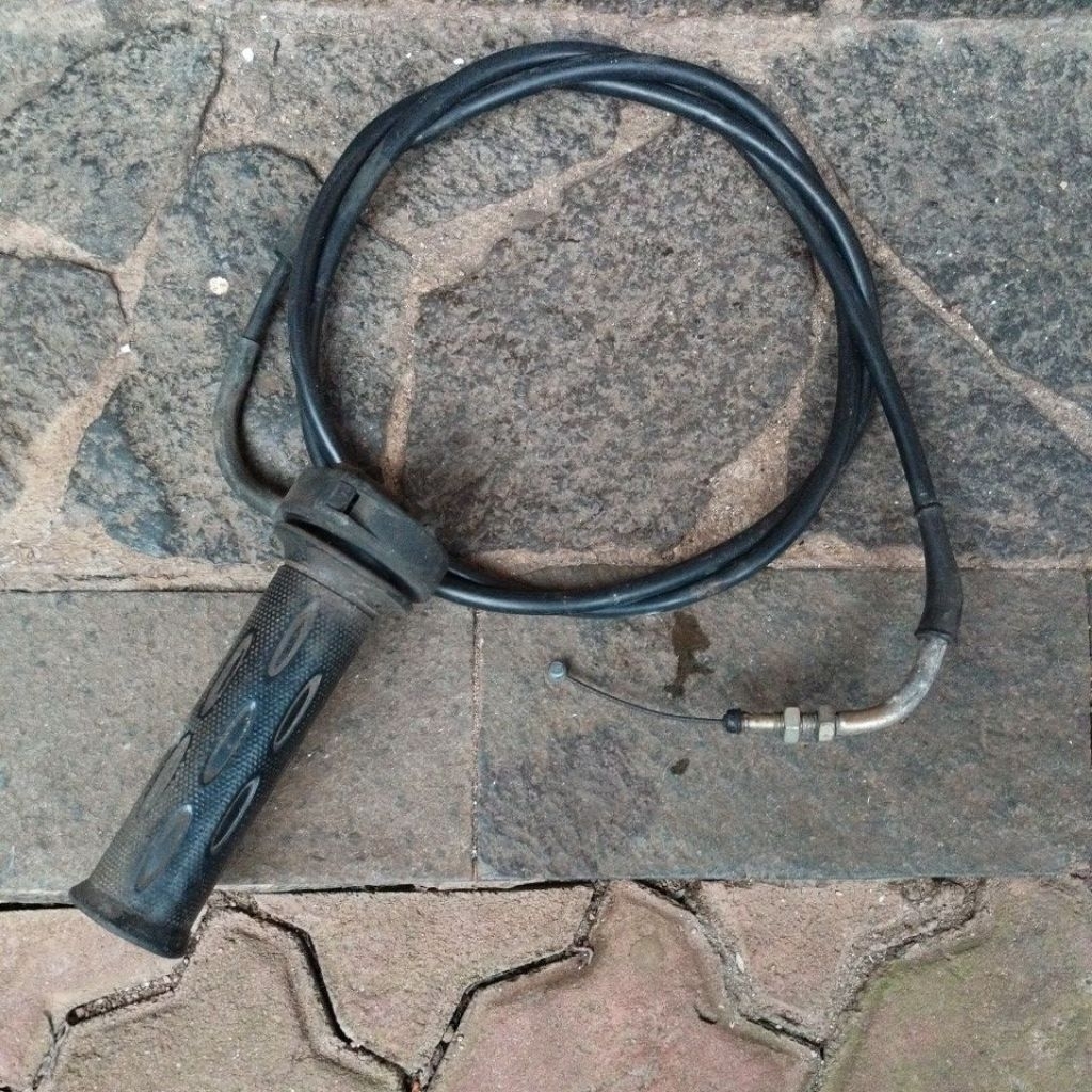 Rumah + Kabel Gas Honda Beat Karbu Original