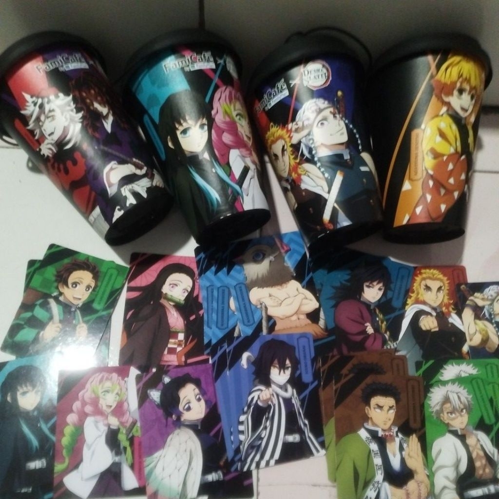 Cup & Card Demon Slayer FamilyMart