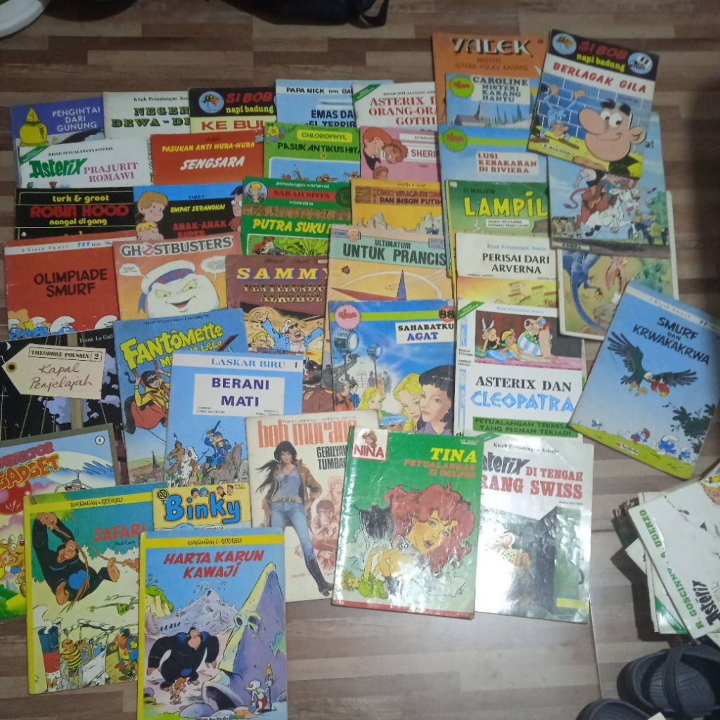 Majalah Klasik | Komik Klasik | Komik dan Majalah Vintage| Majalah Nina| Smurf|Majalah Asterix| Maja