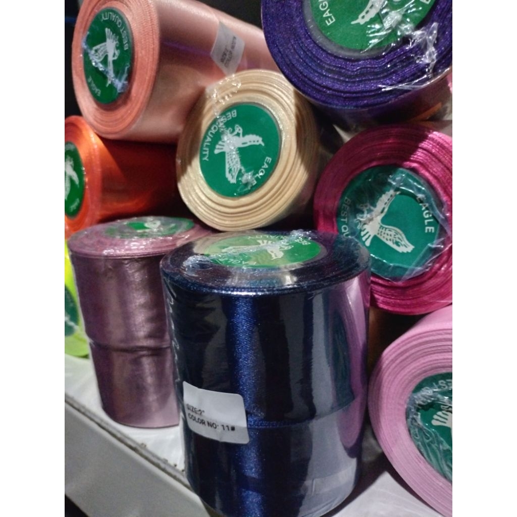 

( 1 ROLL ) PITA SATIN 1 ½ INCH LEBAR 4 CM EAGLE BRAND KERAJINAN SOUVENIR