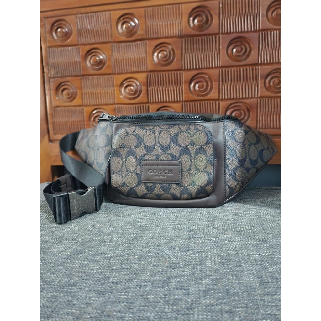 preloved waist bag coach kulit asli mulus, furing embos Coach