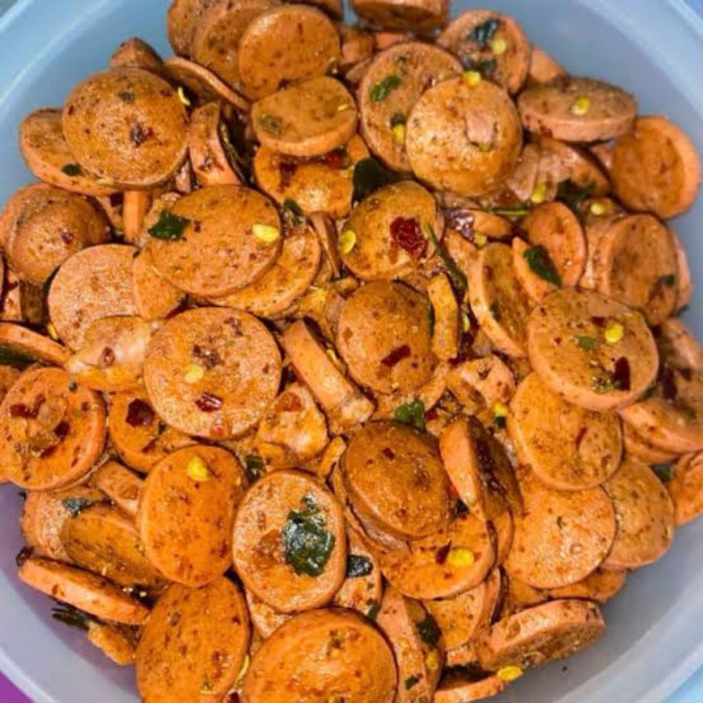 

Cemilan Sosis Goreng Daun Jeruk / Pedas Gurih dam Wangi /500gr