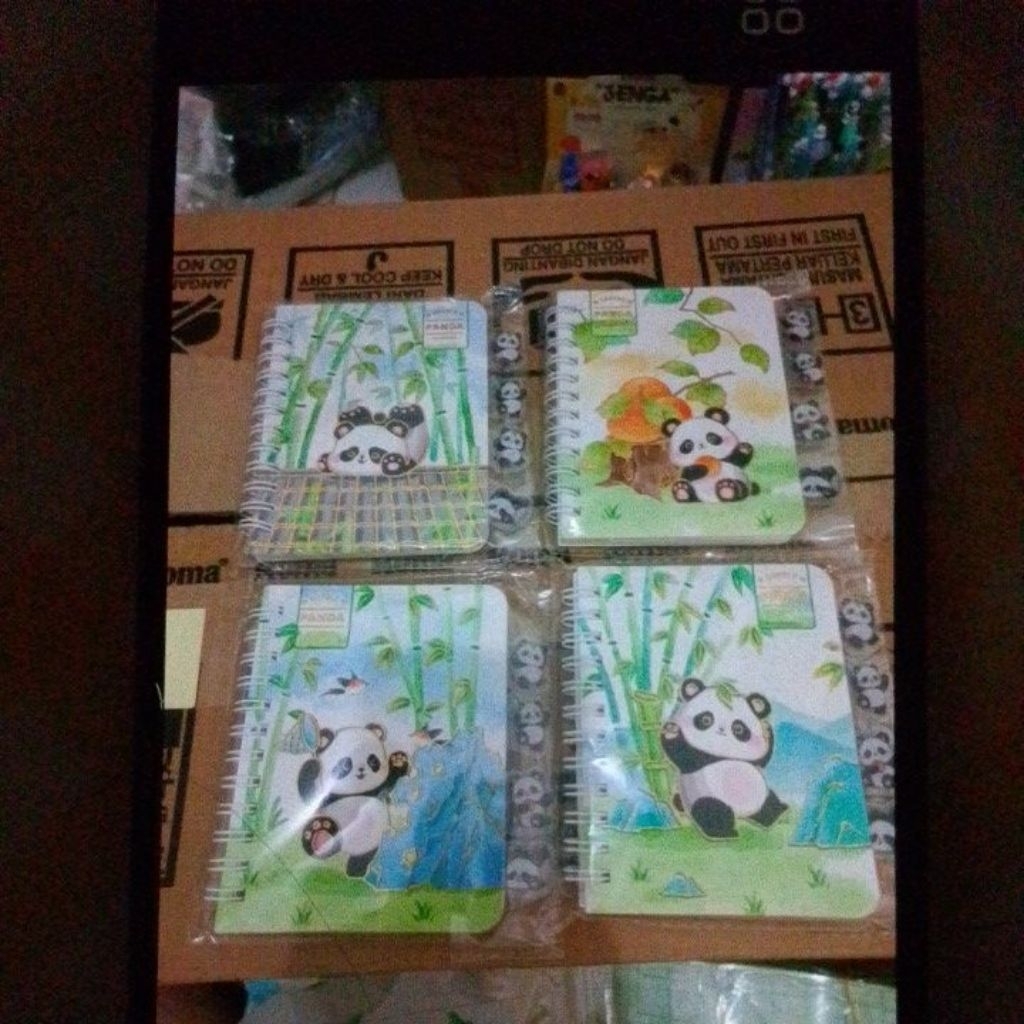 

NOTEBOOK MOTIF PANDA