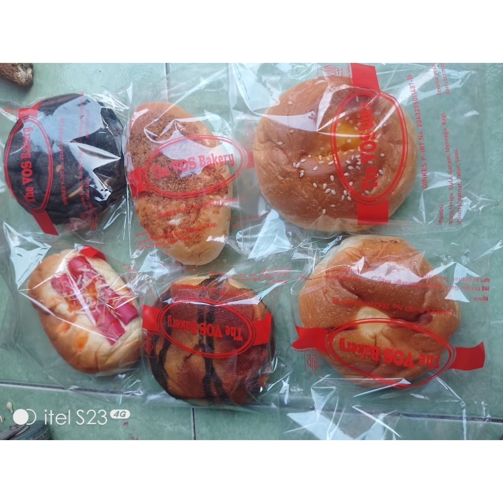 

aneka roti manis vos bakery tanpa pengawet tanpa pemanis