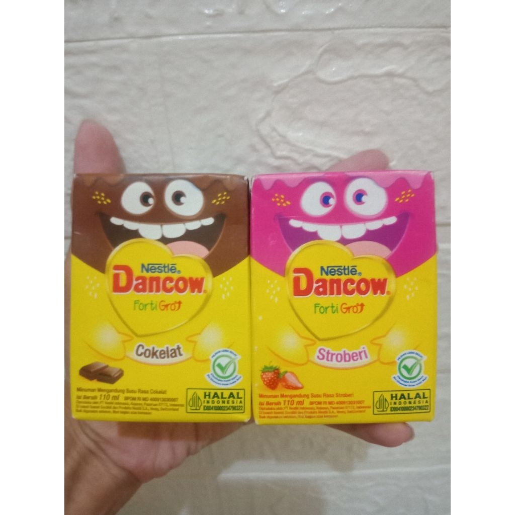 

DANCOW Fortigro Susu UHT Coklat / Vanilla / Strawberry 110ml