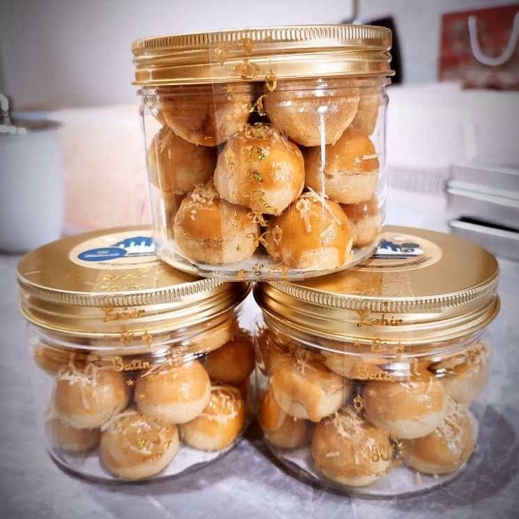 

NASTAR TOPPING KEJU ISIAN NANAS BANYAK IRENE'S KITCHEN TOP. JAR 400ML