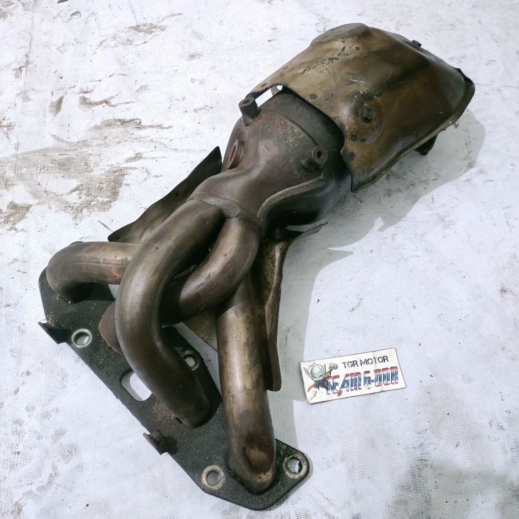 header manifold catalis katalis exhaust knalpot ori original nissan xtrai t30 serena c24 copotan bek