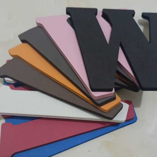 Huruf Vokal Busa Ati (''AIUEO'') Tinggi 5cm Ketebal 5mm Spon Eva/Busa Ati Dekorasi Papan Nama