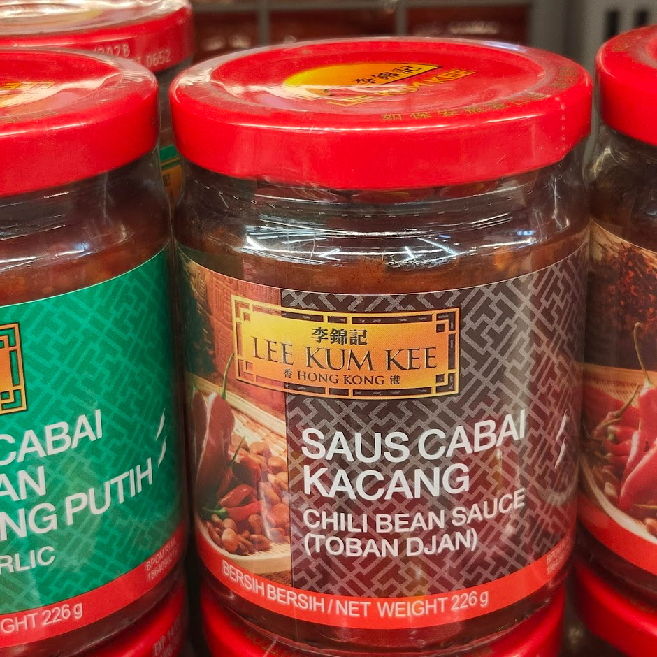 

LEE KUM KEE Chili Bean Sauce (Toban Djan) 226gr