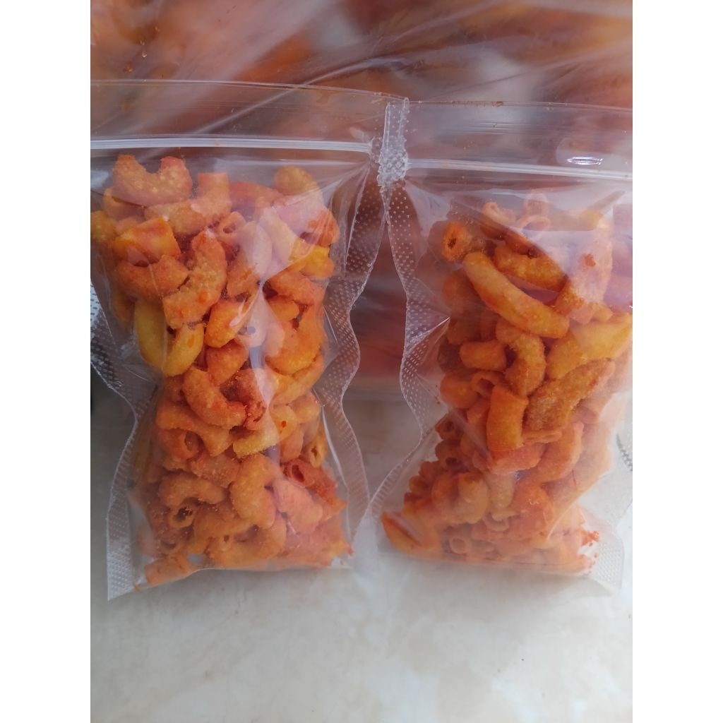 

Cemilan Makaroni pipa