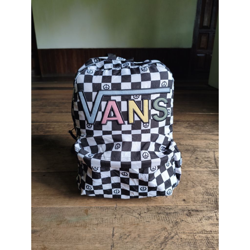 tas vans