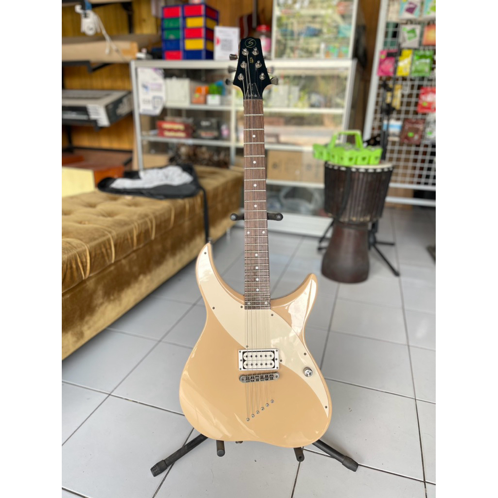 gitar elektrik samick jtr RA-10