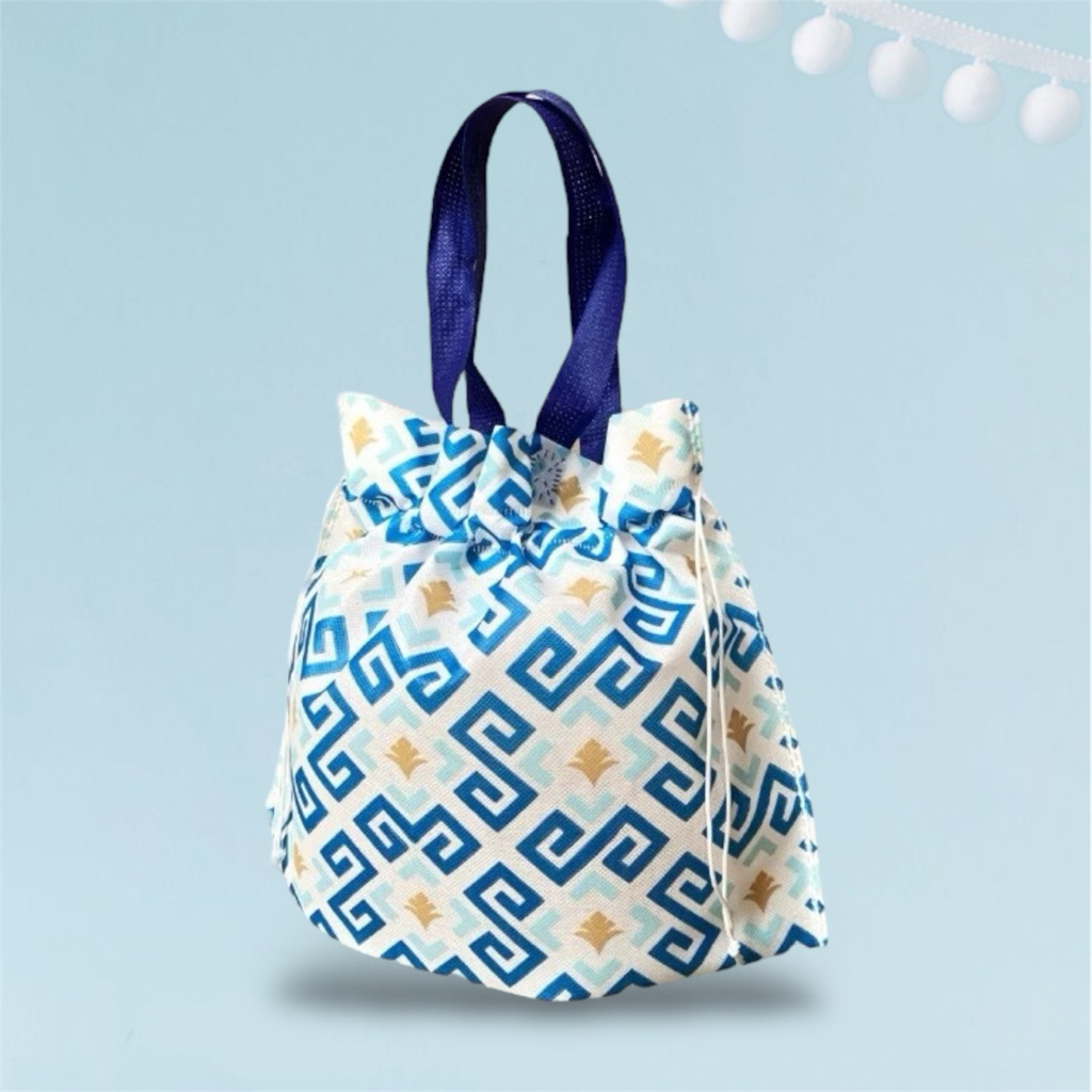 

Tas Serut Motif Tas Kado Gift Hampers Souvenir Tas Bingkisan Tas Hajatan Tas Snack Tas Roti 27x35x12 Motif 02