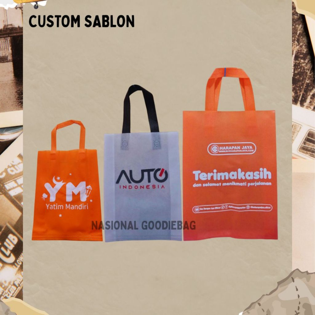 

PRODUK CUSTOM SABLON TAS SPUNDBOND MODEL HANDLE LIPAT SAMPING