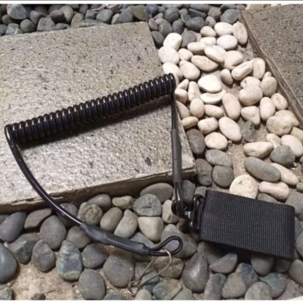 Tali Pengaman Pistol / Safety Gun Tactical / Tali Spiral Senjata Pengaman Pistol Tali Senjata Lanyar