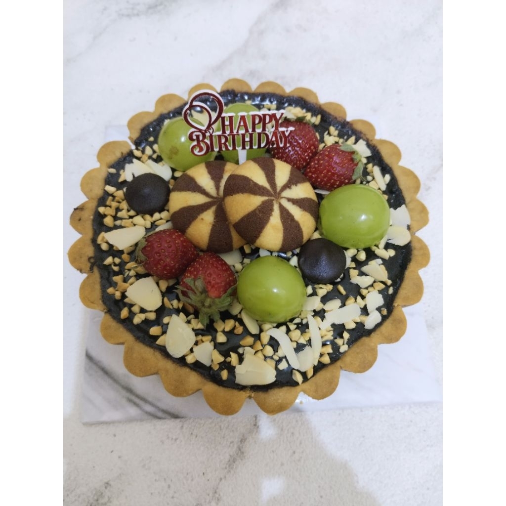 

Pie Coklat size 16cm dan 20cm