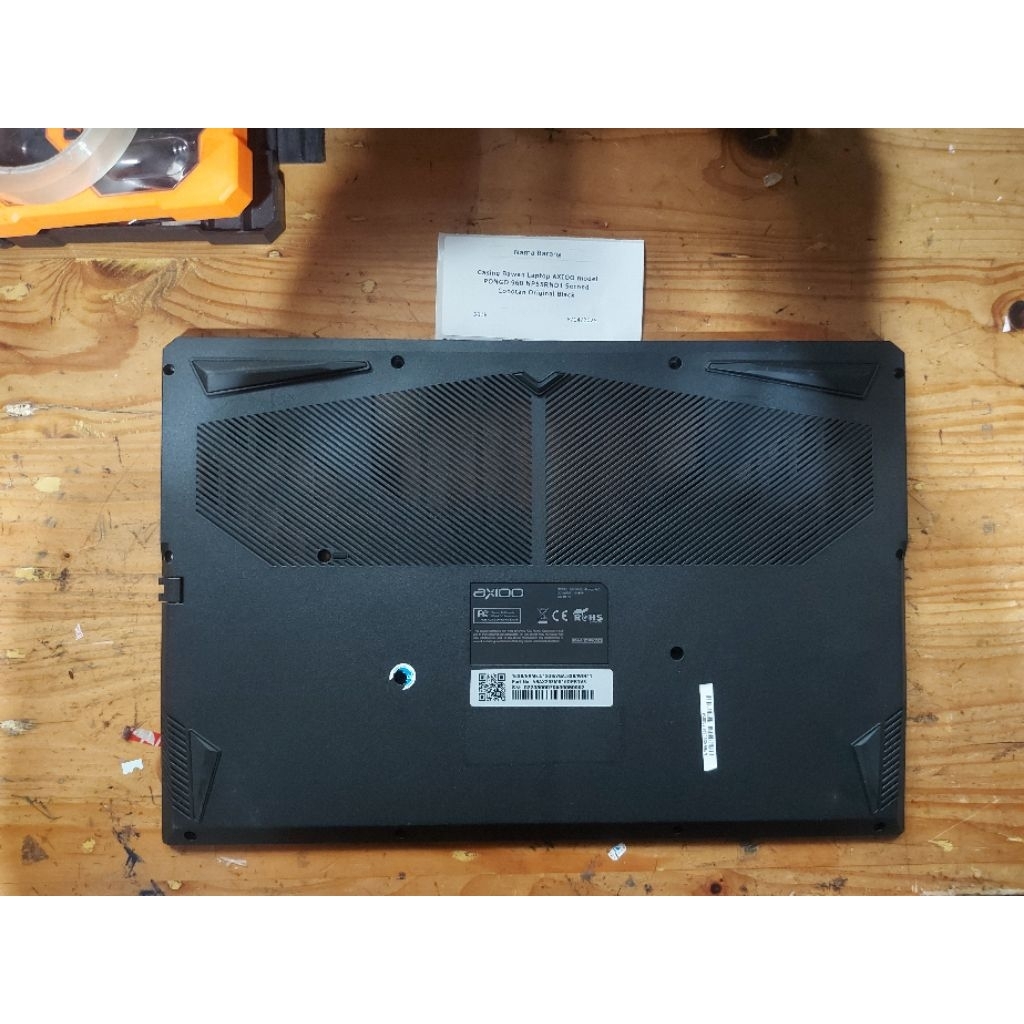 Casing Bawah laptop Axioo Model PONGO 960 NP55RND1 Second copotan original black